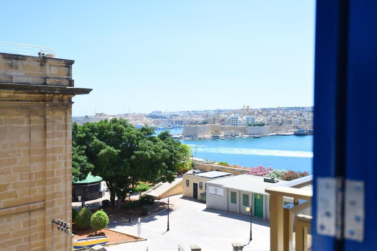 Grand Harbour Apartments Floriana Eksteriør bilde